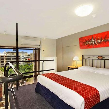 Metro Apartments On Darling Harbour Sydney Room photo